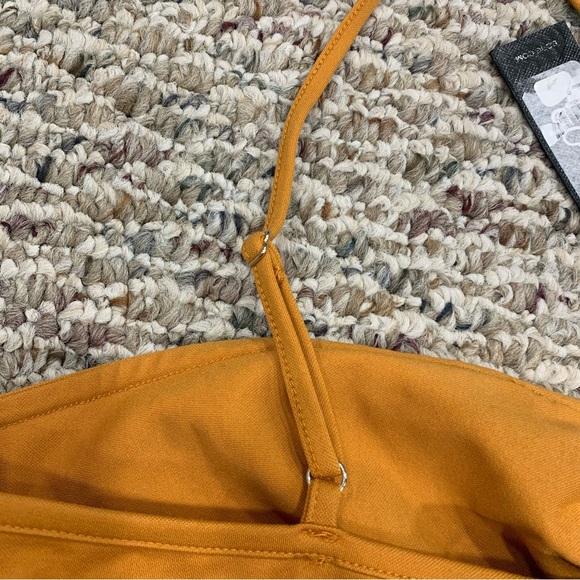 BCBGMaxAzria Cutout Strappy Tank in Golden Oak - Small - Picture 4 of 5